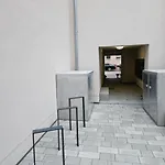 Max Apartments
