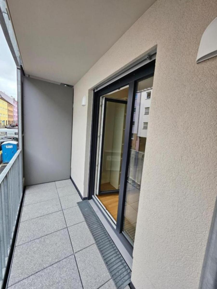 Max Apartment